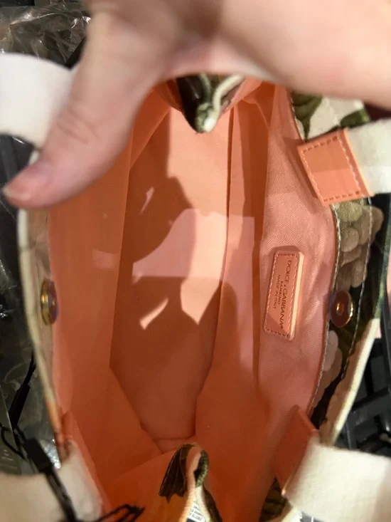 Dolce & Gabbana Pink Floral Hydrangea Logo Top-Handle Tote - Picture 7 of 13